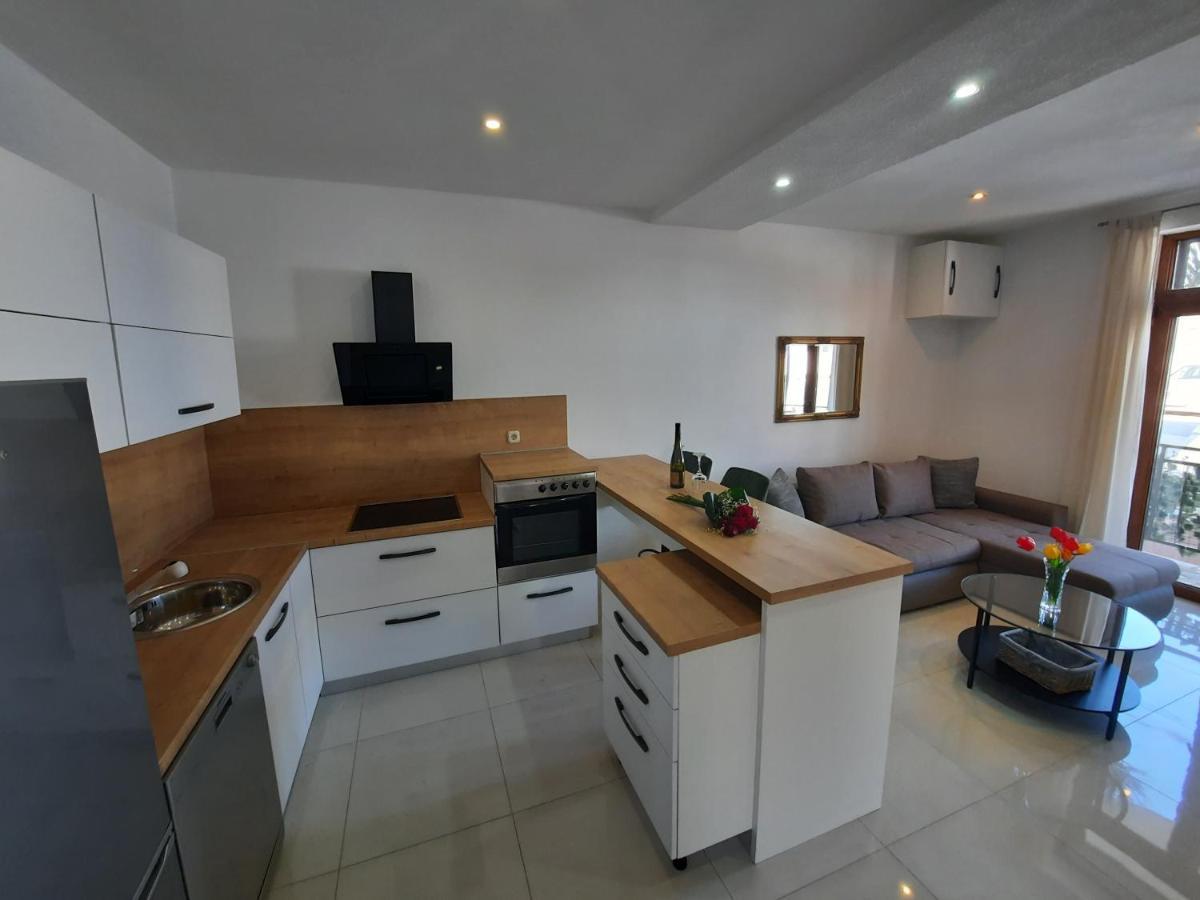 Apartments Bagaric Trogir Eksteriør billede