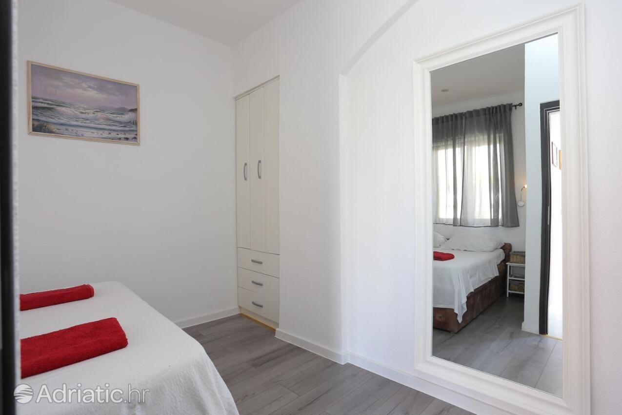 Apartments Bagaric Trogir Eksteriør billede