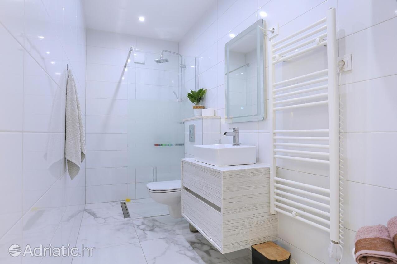 Apartments Bagaric Trogir Eksteriør billede