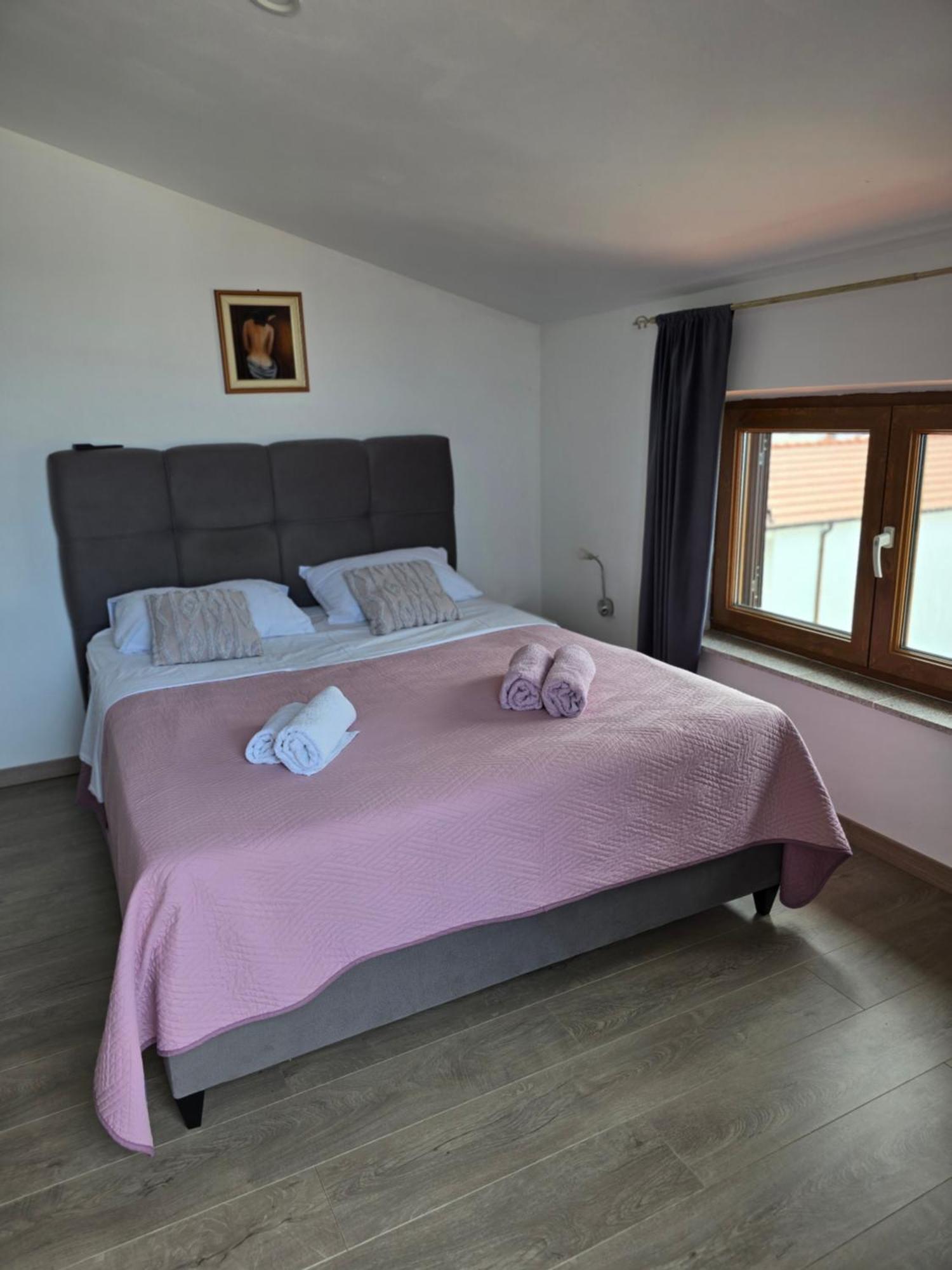 Apartments Bagaric Trogir Eksteriør billede